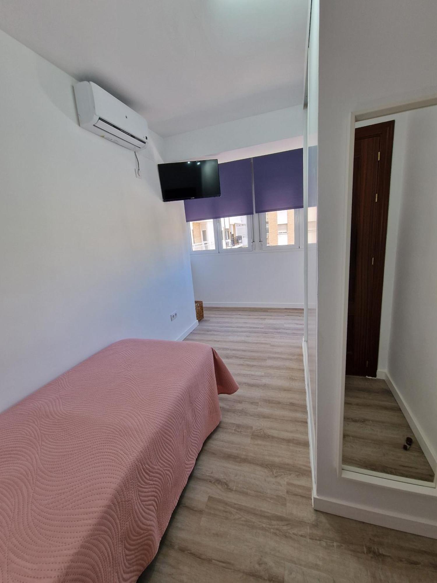 Virgen De Lujan Triana Apartment Seville Exterior photo